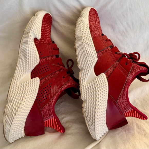 👑✅PRICE FIRM✅ Women’s Adidas Burgundy Red Posphere Sneakers - Picture 11 of 17